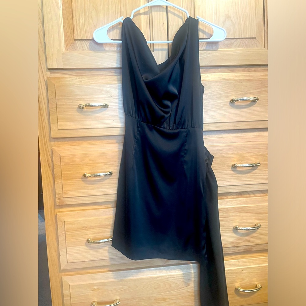 Black tie-waist dress